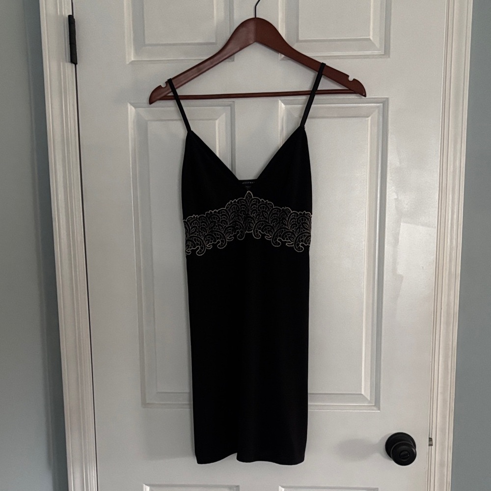 Natori Elegant Black Chemise with Lace Accent